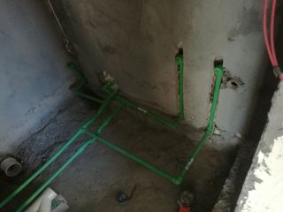水、电管开槽施作