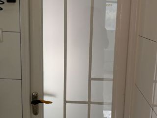 成品门及墙纸铺贴