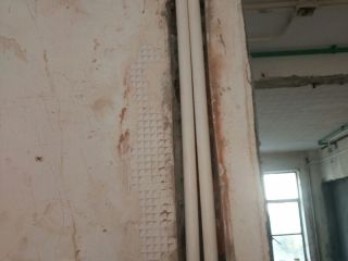 水、电管开槽施作