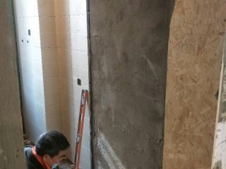 厨房、卫生间墙砖施作