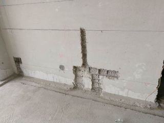 水、电管开槽施作