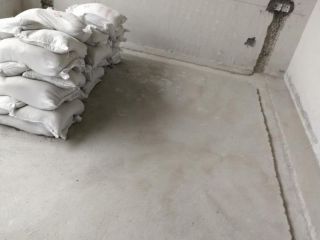 水、电管开槽施作