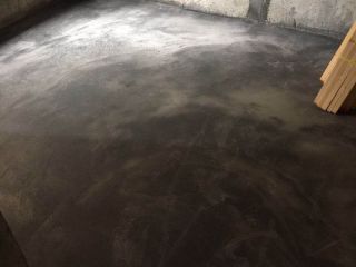 地砖铺贴及地面找平施作