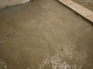地砖铺贴及地面找平施作