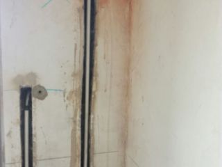 水、电管开槽施作