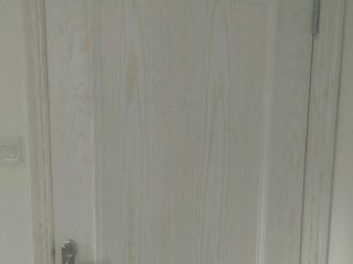 套装门、踢脚线安装