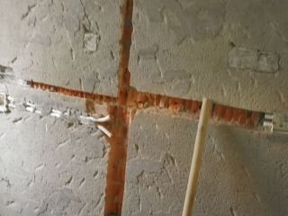 水、电管开槽施作