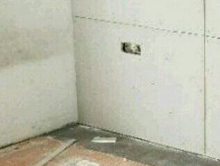 水、电管开槽施作