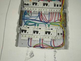 强、弱电布管穿线