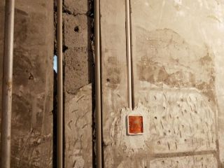 水、电管开槽施作