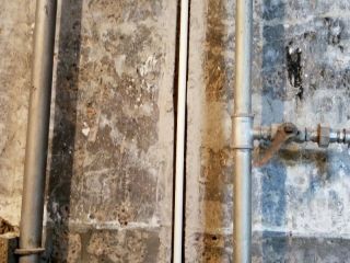 水、电管开槽施作