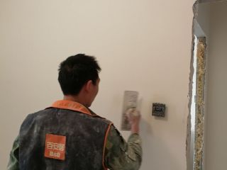 墙、顶面腻子批嵌