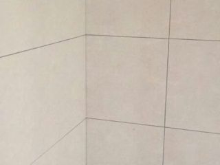 厨房、卫生间墙砖施作
