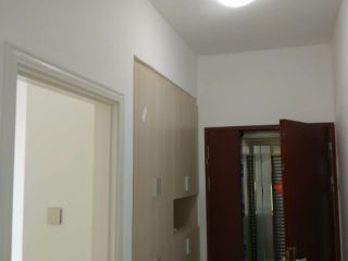 成品门及墙纸铺贴
