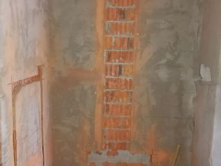 水、电管开槽施作