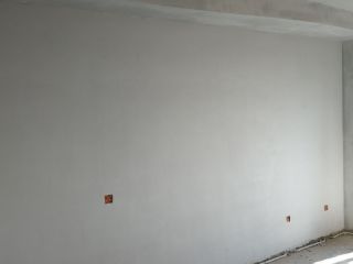 墙、顶面腻子批嵌