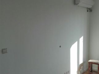 墙、顶面乳胶漆