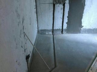 水、电管开槽施作