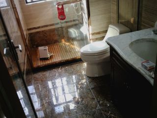 水、电管开槽施作