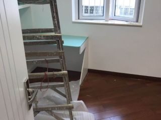 木地板铺设