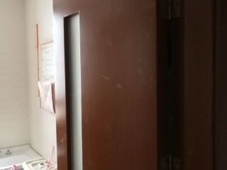 成品门及墙纸铺贴