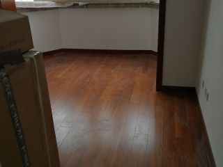 成品门及墙纸铺贴