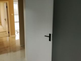 成品门及墙纸铺贴