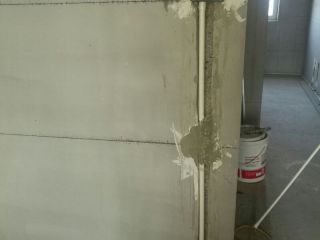 水、电管开槽施工