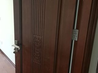 成品门及墙纸铺贴