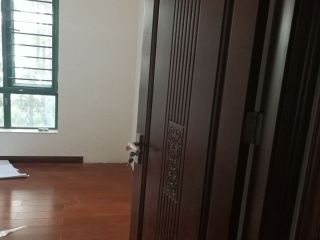 成品门及墙纸铺贴
