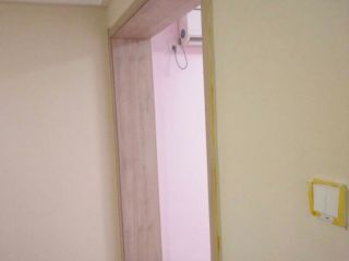 套装门、踢脚线安装