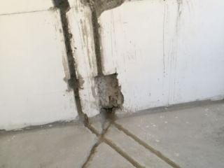 水、电管开槽施工