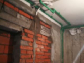 强、弱电路穿线施作