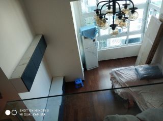 墙、顶面乳胶漆及墙纸铺贴