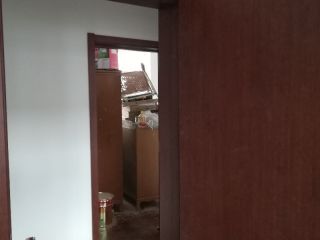 套装门、踢脚线安装