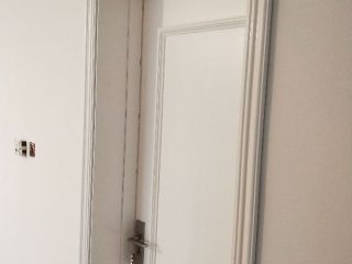 套装门、踢脚线安装