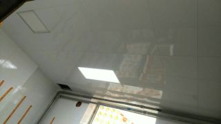 厨房、卫生间墙砖施作