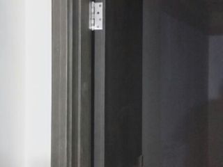 套装门、踢脚线安装