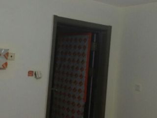 套装门、踢脚线安装