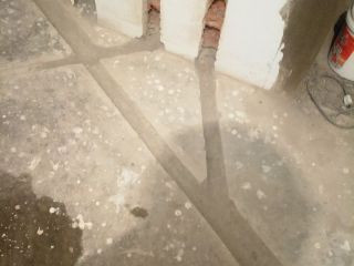 水、电管开槽施作