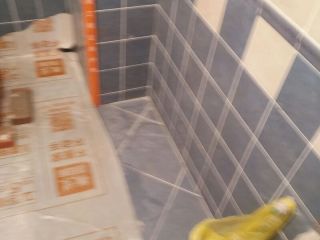地砖铺贴及地面找平施作