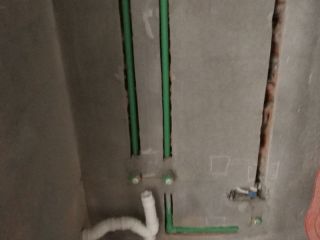水、电管开槽施作