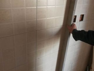 地砖铺贴及地面找平施作