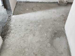 地砖铺贴及地面找平施作