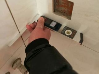 厨房、卫生间墙砖施作