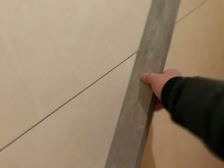 厨房、卫生间墙砖施作
