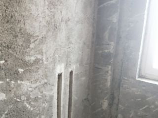水、电管开槽施作