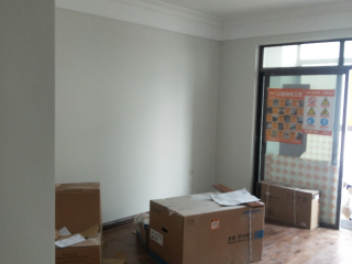 墙、顶面乳胶漆及墙纸铺贴