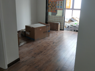 实木复合地板铺设