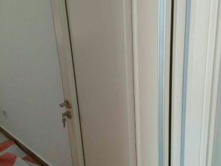 成品门及墙纸铺贴